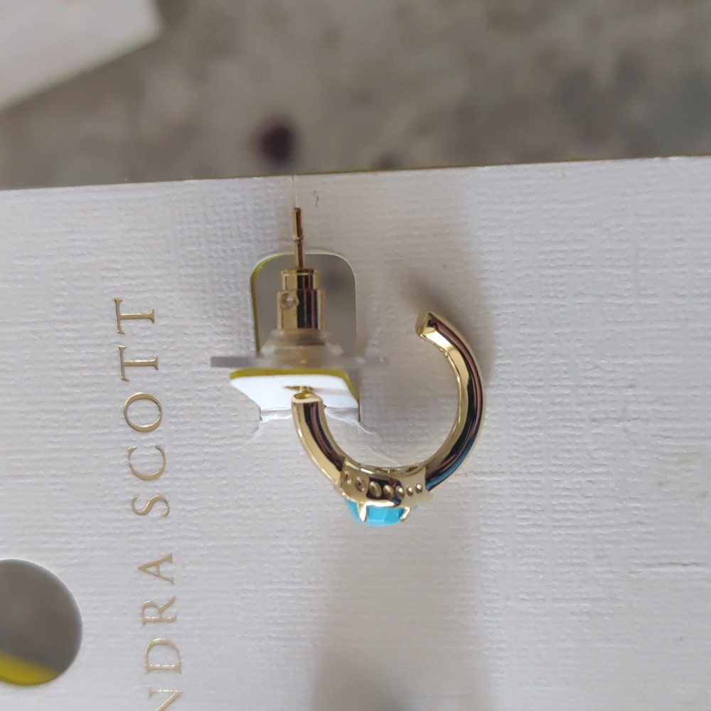 Kendra Scott Jensen 14K Gold Huggie Turquoise Magnesite Hoop Earrings - Picture 3 of 4